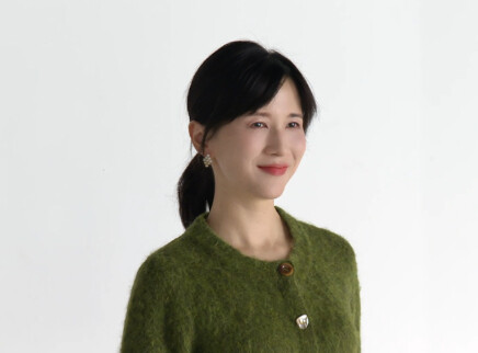 姜逸磊papi仪态优雅