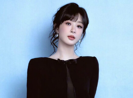 杨紫工作室分享拍摄花絮