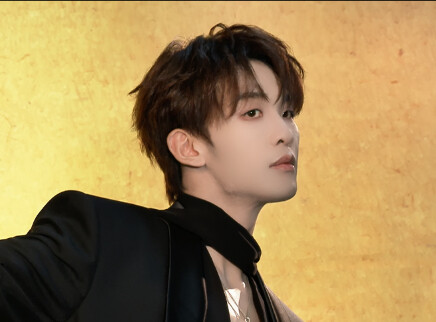 王赫野自信闪耀魅力独特